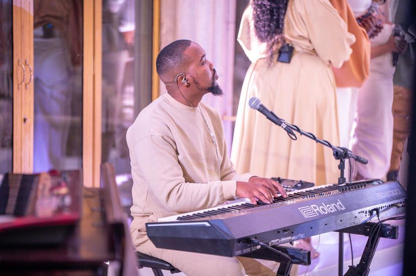 Read more about the article Roland Artists – Siphiwe “Magichands” Ngcobo